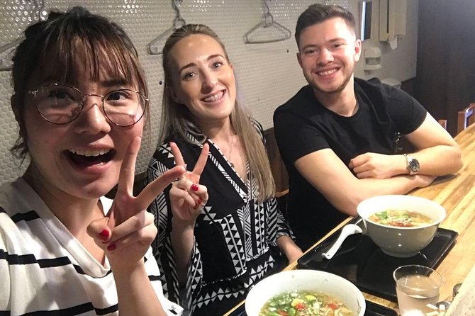 Vegan Friendly Sushi & Okonomiyaki Shibuya Night Foodie Tour - Meeting at Shibuya Tsutaya: The First 20 Minutes You Should Plan For