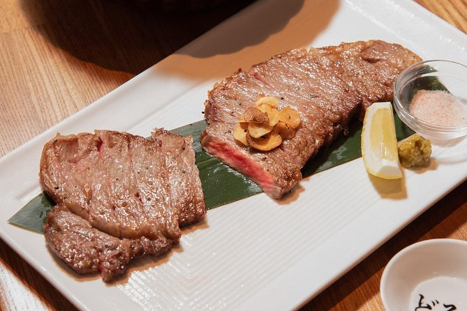 Wagyu & Sake Pairing in Shinjuku – Steak, Shabu-Shabu & More - Getting there: the 6:00 pm start and the Shinjuku meeting point