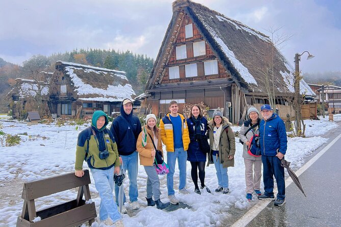 World Heritage Shirakawa-go Perfect Guided Tour from Kanazawa - Getting from Kanazawa Station to the village without stress